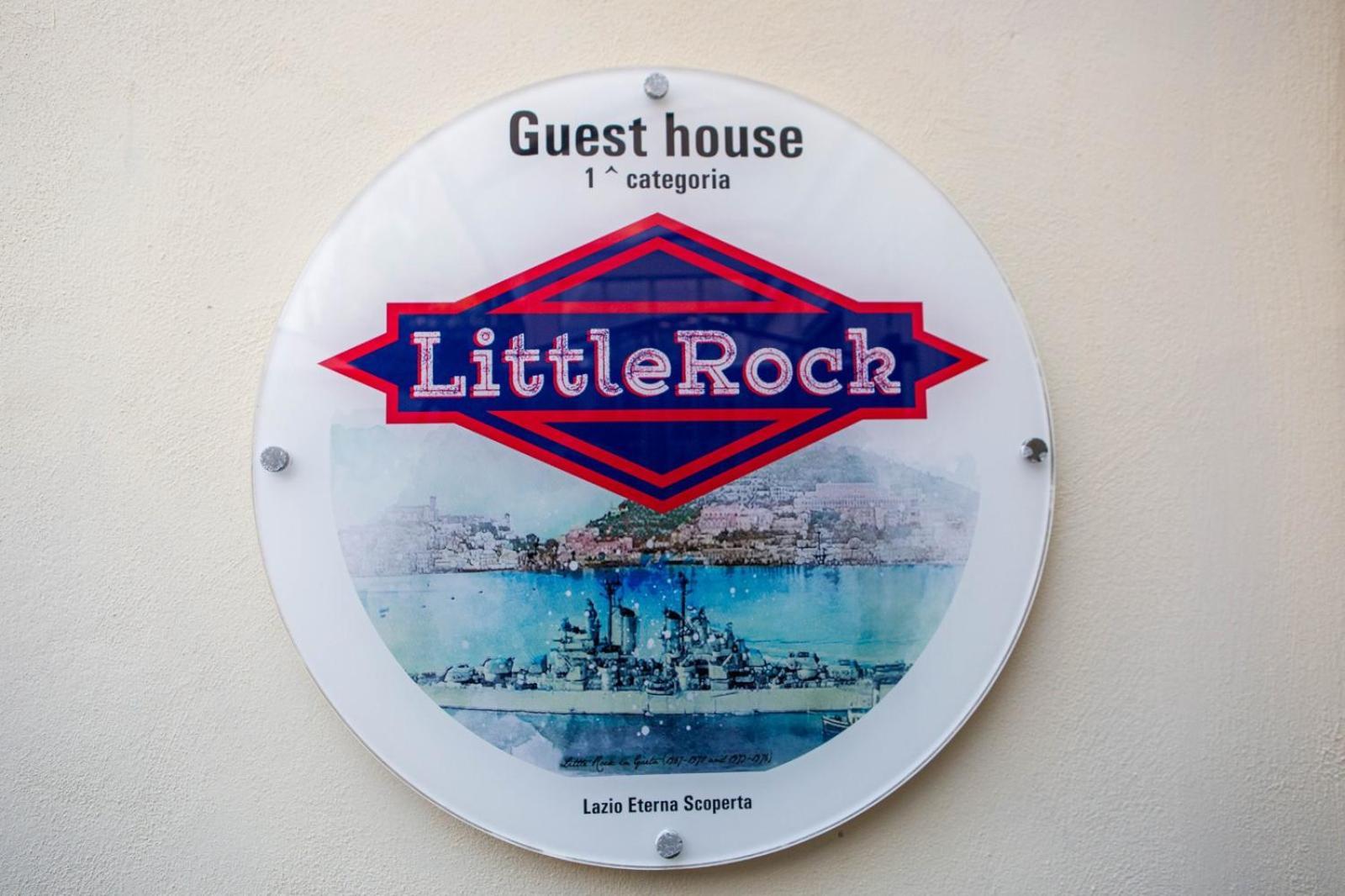 Little Rock Guest House Гаэта Экстерьер фото